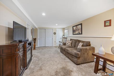 59 Cross Drive East Hartford CT 06118