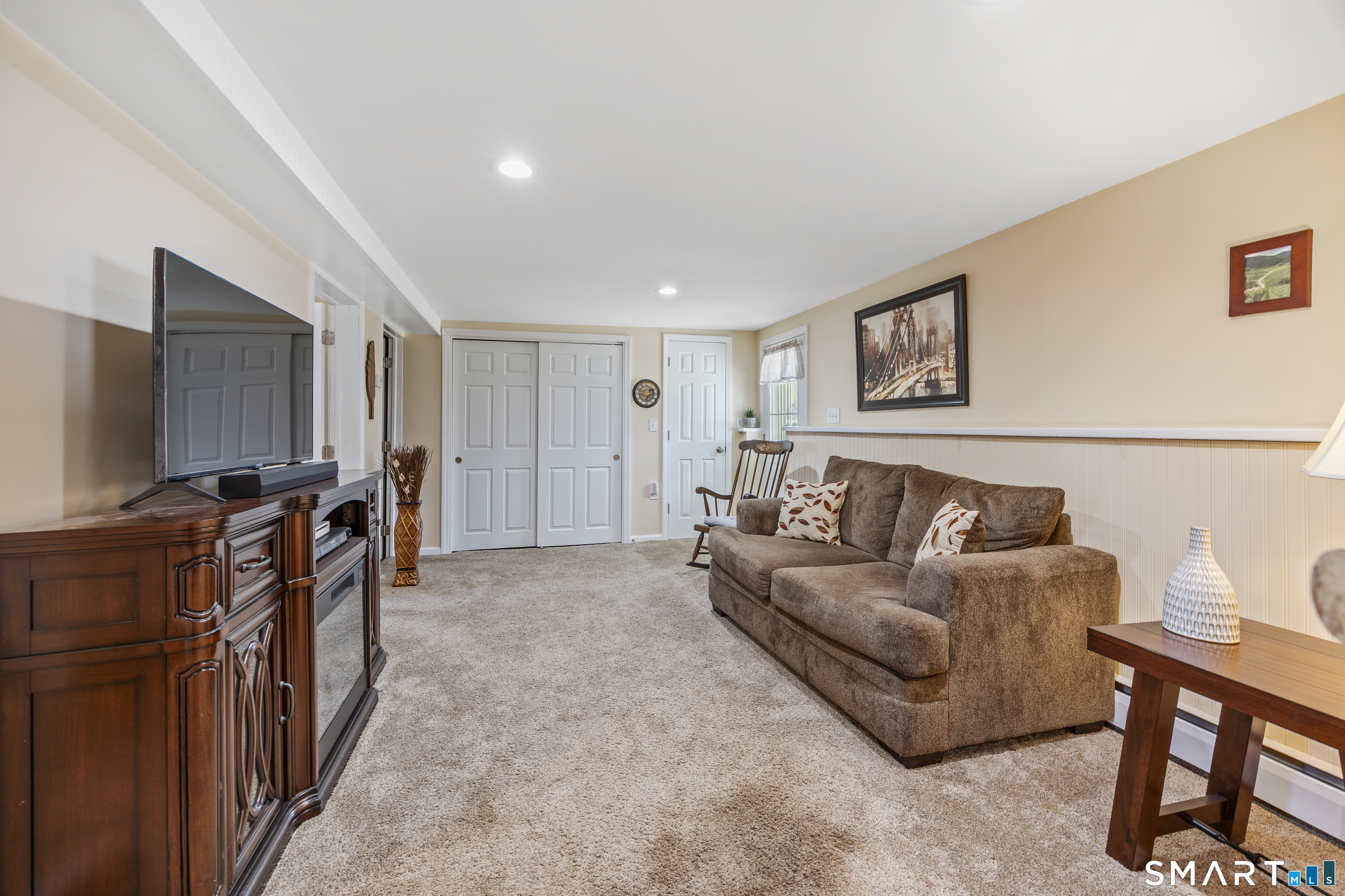 59 Cross Drive East Hartford CT 06118
