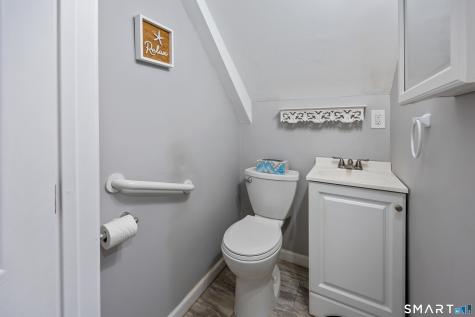 59 Cross Drive East Hartford CT 06118