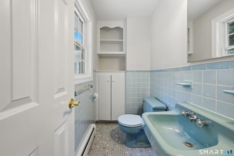 9 Crestwood Drive Danbury CT 06811