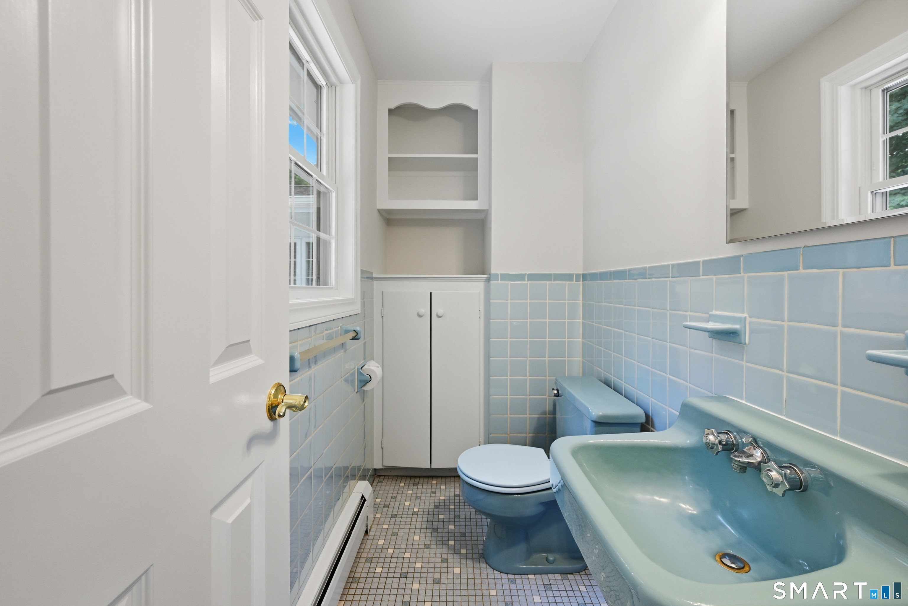 9 Crestwood Drive Danbury CT 06811