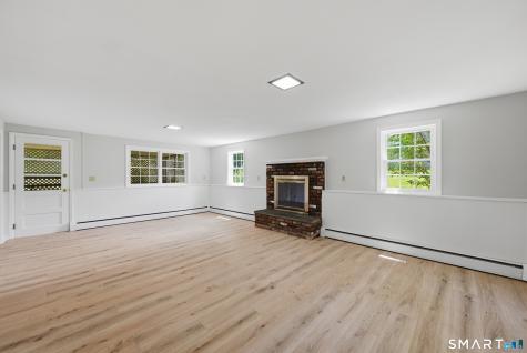 9 Crestwood Drive Danbury CT 06811