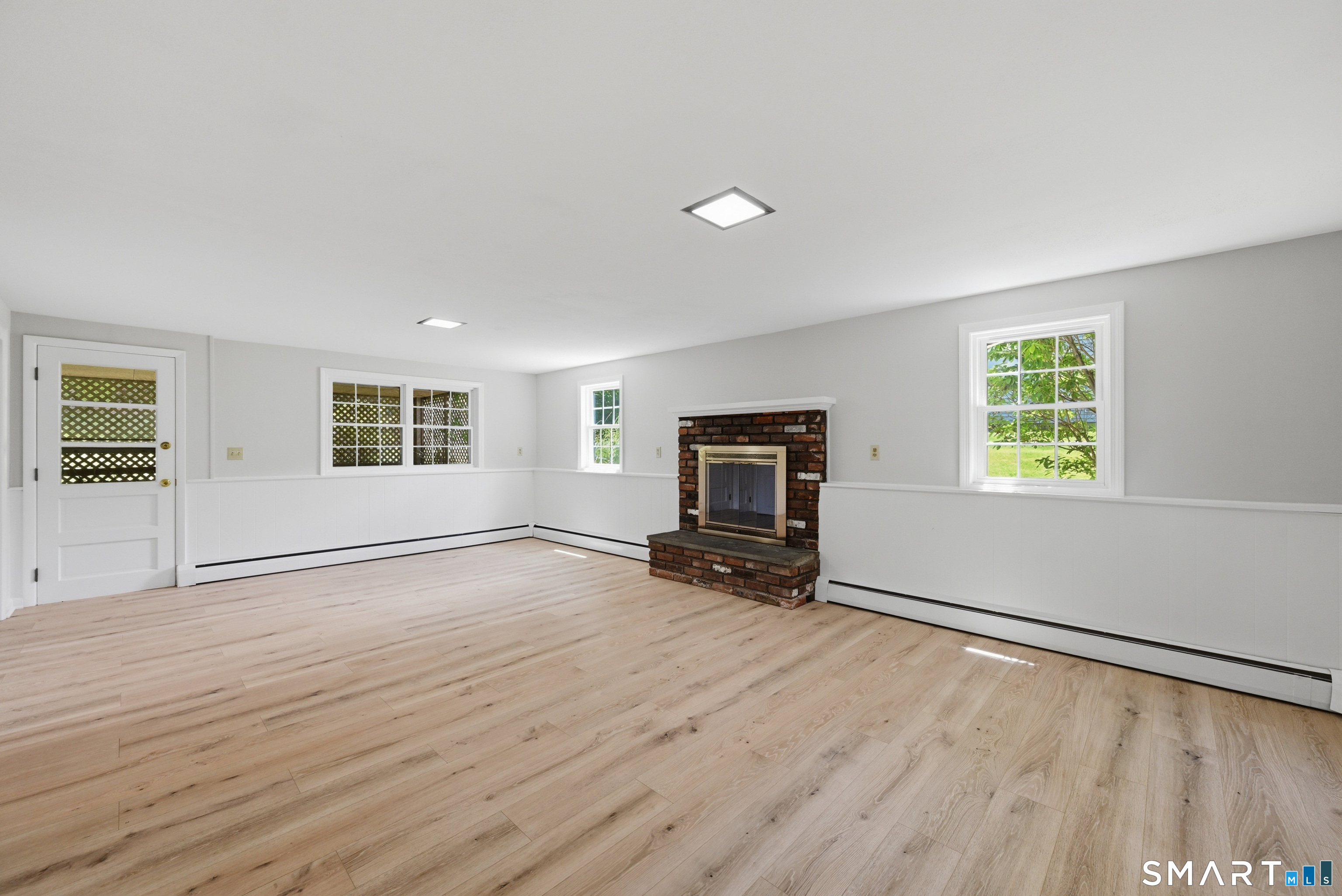 9 Crestwood Drive Danbury CT 06811
