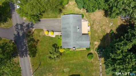9 Crestwood Drive Danbury CT 06811