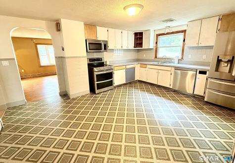 30 Bunting Road Seymour CT 06483