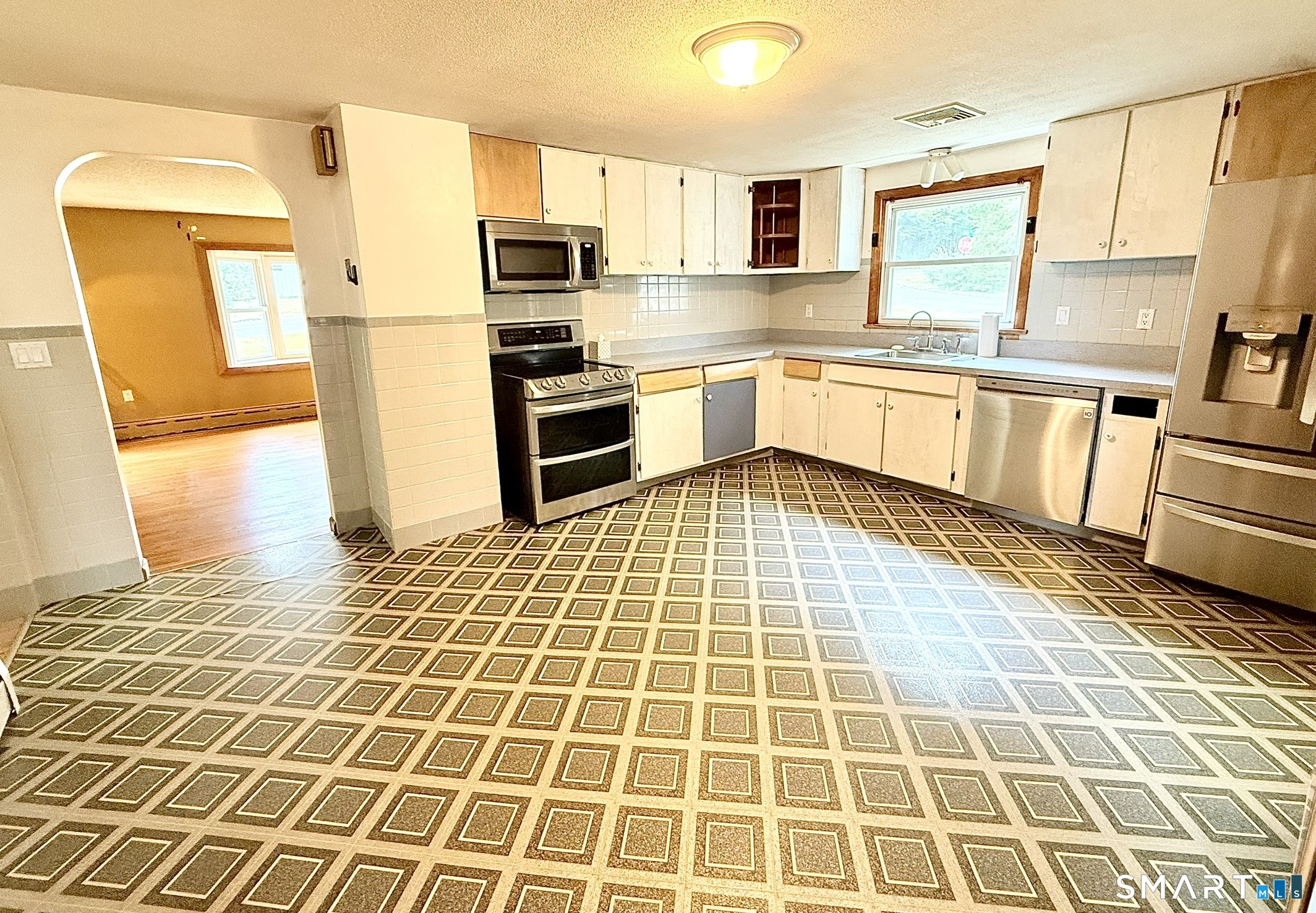 30 Bunting Road Seymour CT 06483