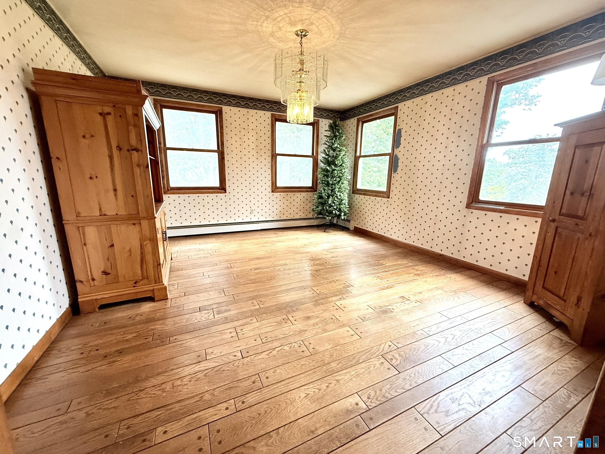 30 Bunting Road Seymour CT 06483