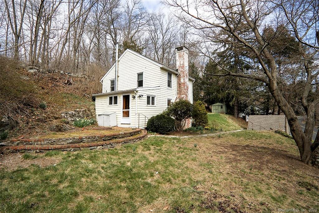 7 Peaceable Street Redding CT 06896