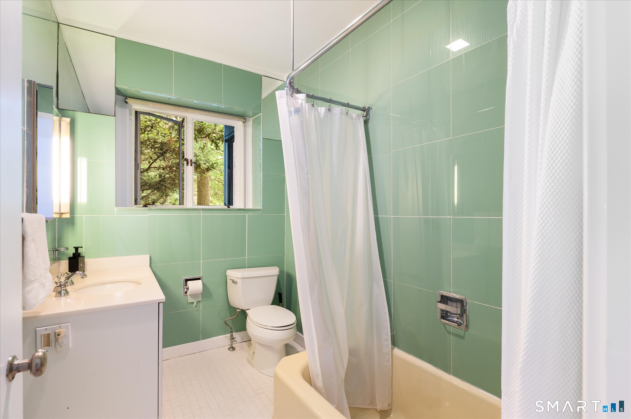 147 Highline Trail Stamford CT 06902