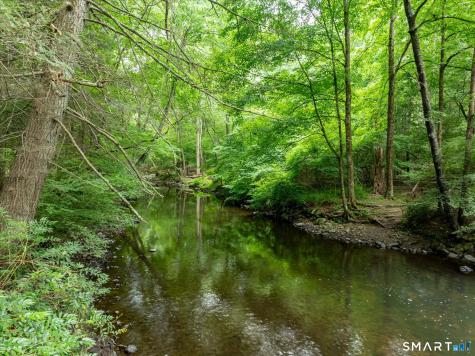 147 Highline Trail Stamford CT 06902