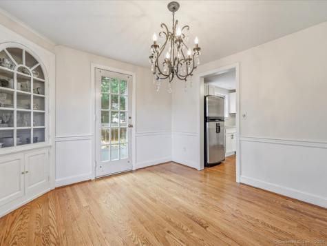 37 Commonwealth Avenue Newington CT 06111