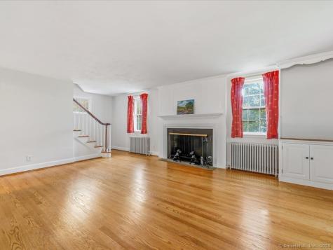 37 Commonwealth Avenue Newington CT 06111