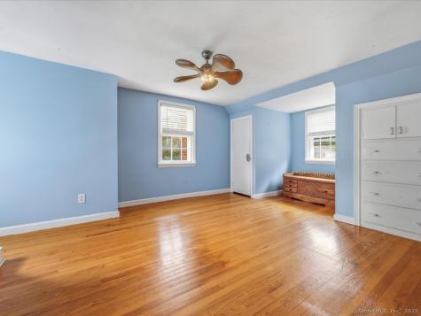 37 Commonwealth Avenue Newington CT 06111