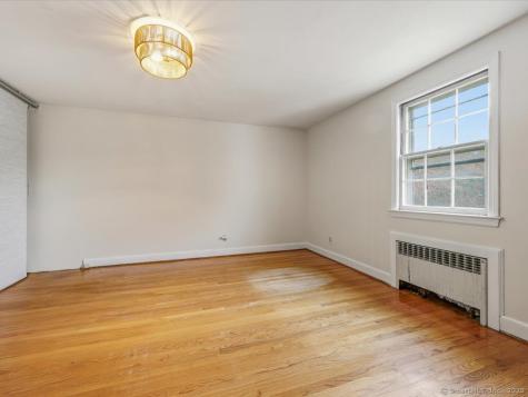 37 Commonwealth Avenue Newington CT 06111