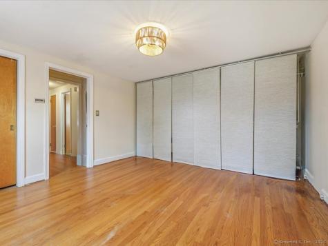 37 Commonwealth Avenue Newington CT 06111