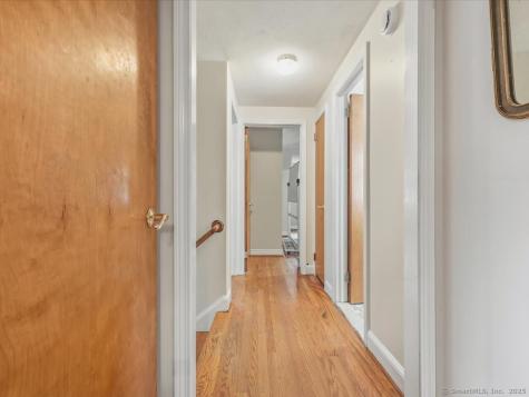 37 Commonwealth Avenue Newington CT 06111