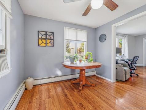 37 Commonwealth Avenue Newington CT 06111