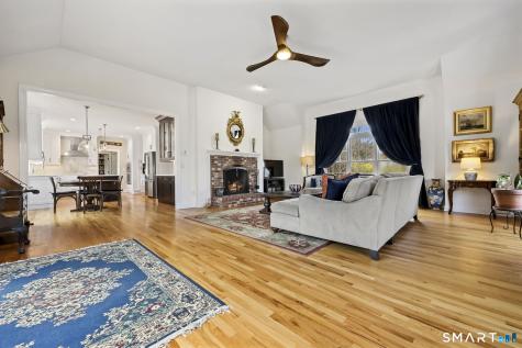52 Butterfield Road Newtown CT 06470