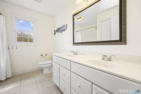 52 Butterfield Road Newtown CT 06470