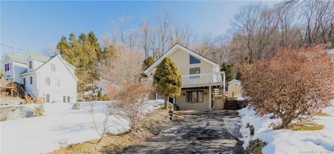 24 Lavelle Avenue New Fairfield CT 06812