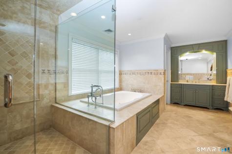 81 Pinewood Road Stamford CT 06903