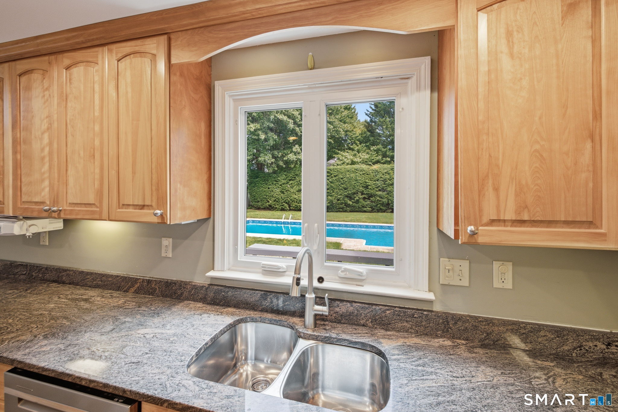 191 Hang Dog Lane Wethersfield CT 06109