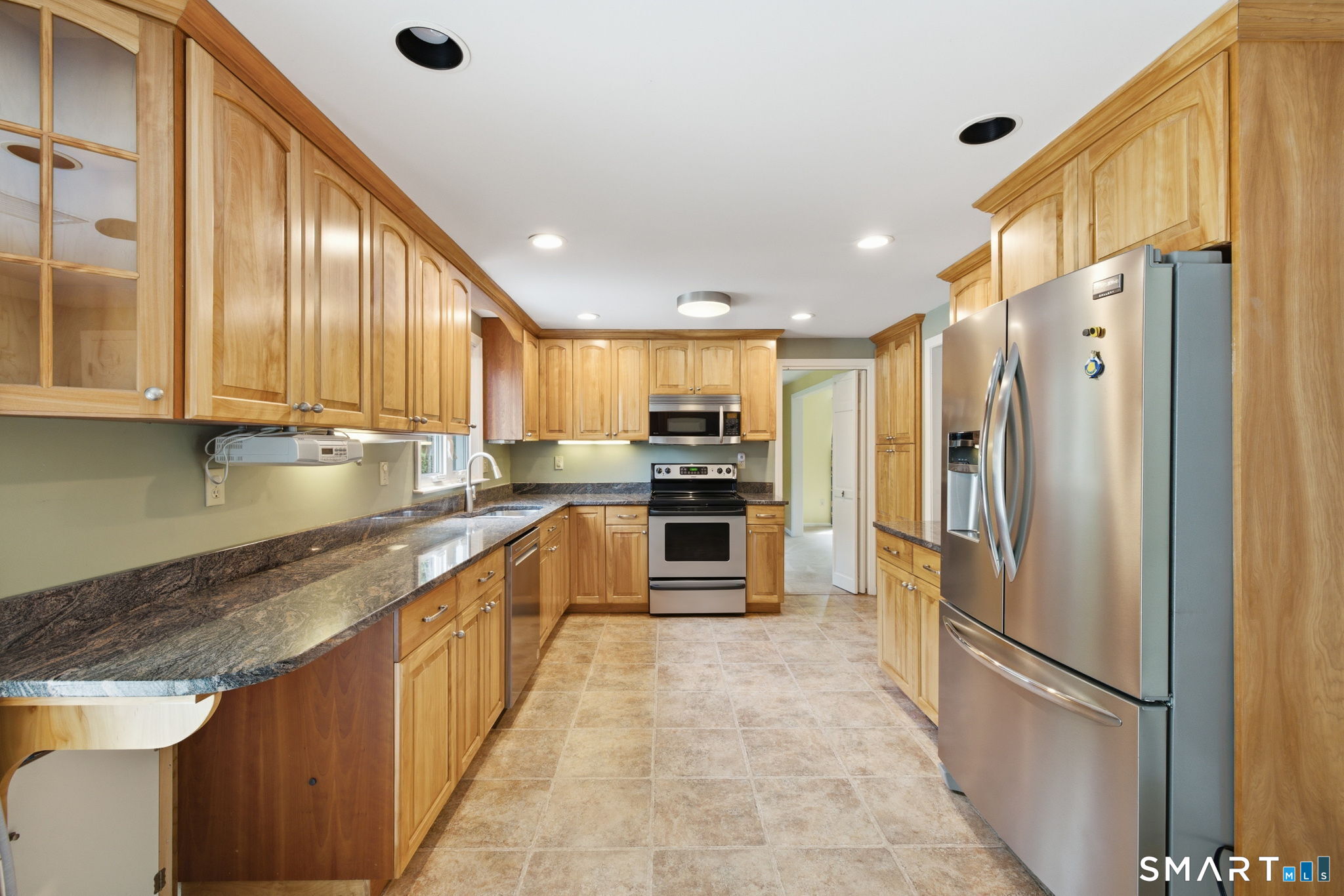 191 Hang Dog Lane Wethersfield CT 06109