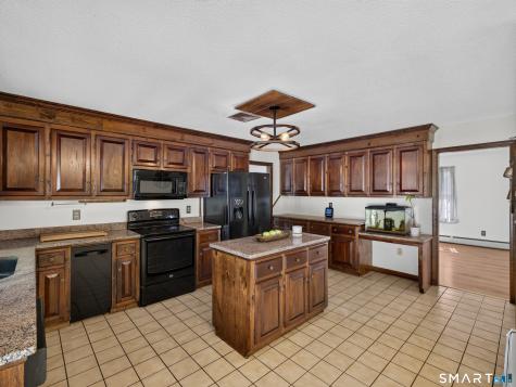 269 Black Hill Road Plainfield CT 06374