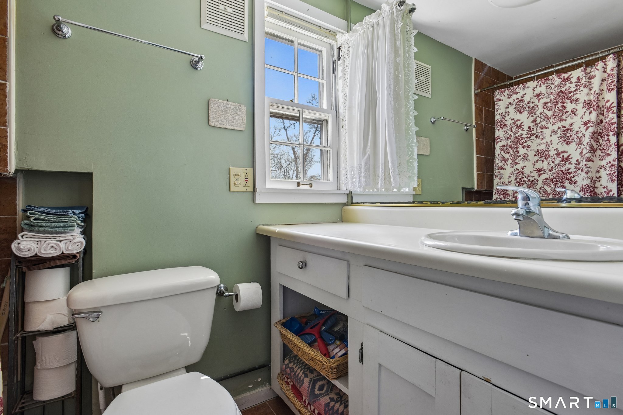1246 Pequot Trail Stonington CT 06378