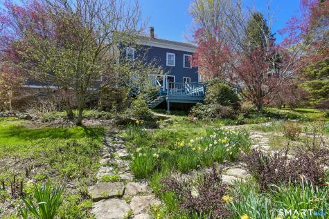 1246 Pequot Trail Stonington CT 06378