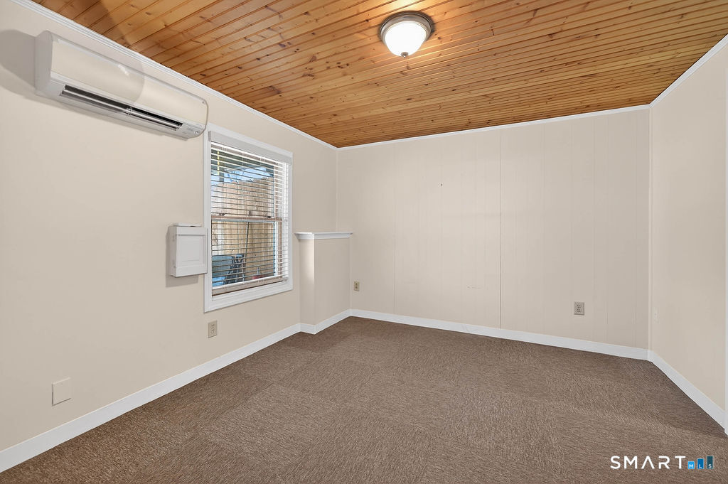 120 Doral Farms Road North Branford CT 06471