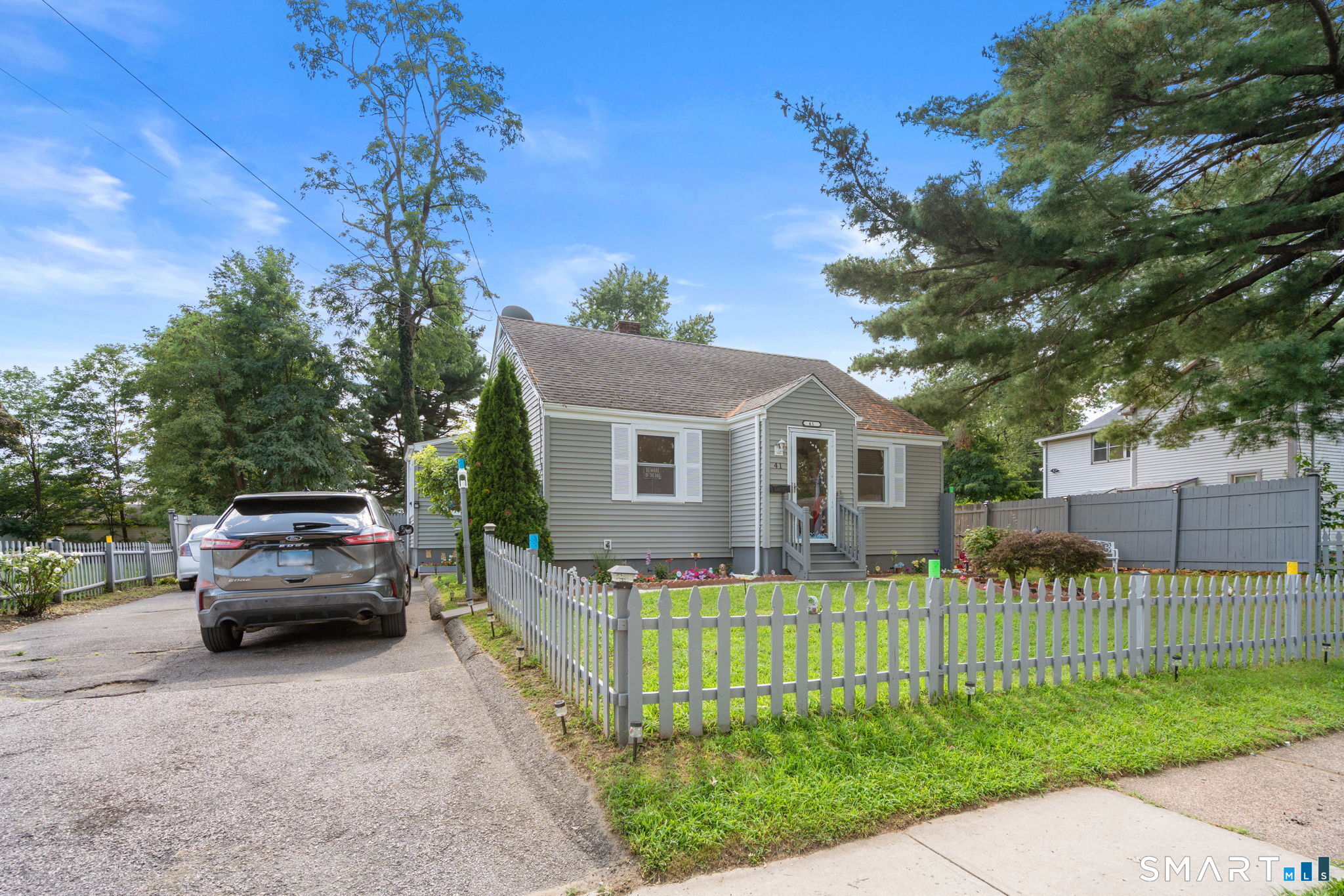 41 Fuller Avenue East Hartford CT 06108