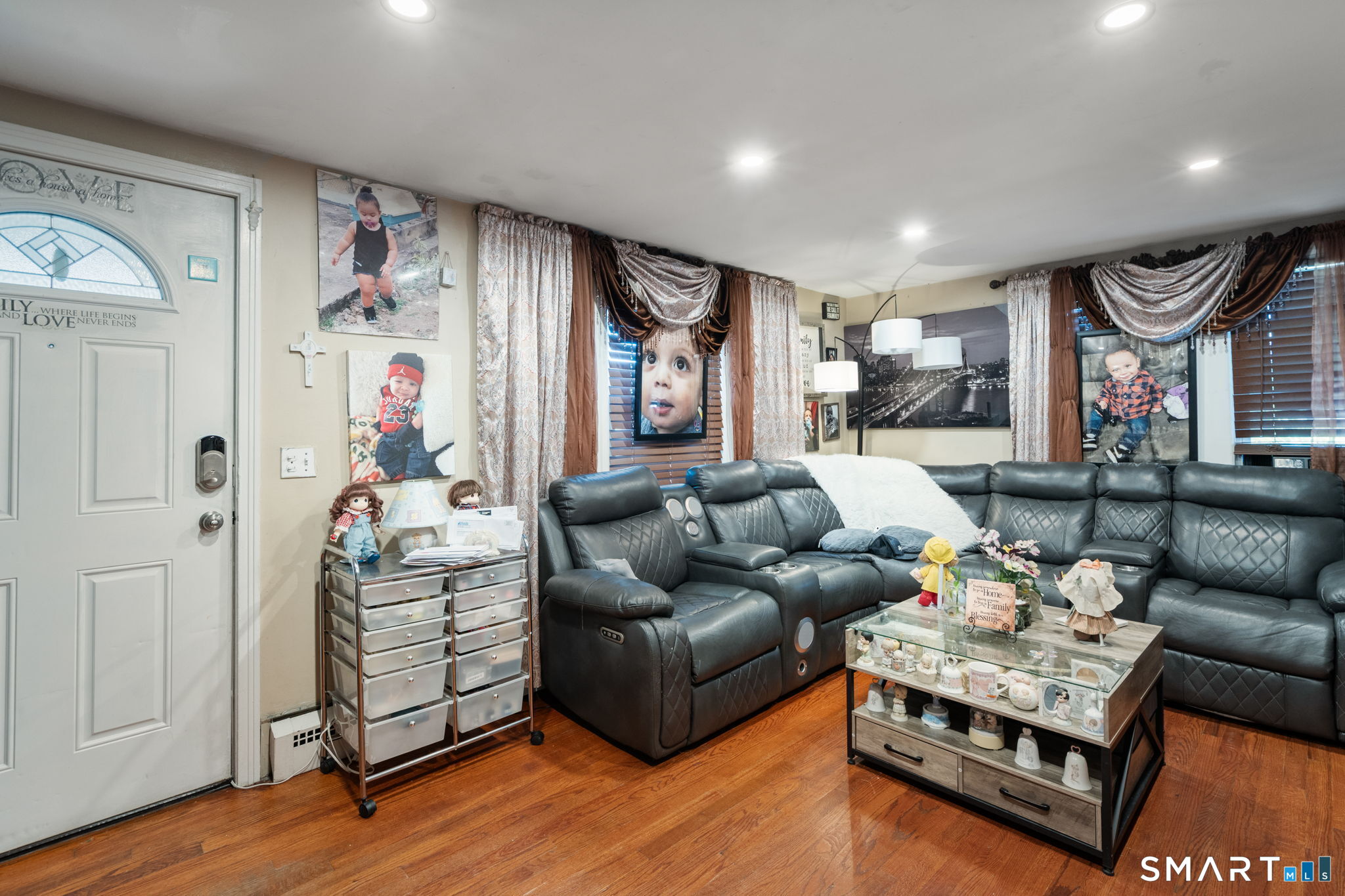 41 Fuller Avenue East Hartford CT 06108