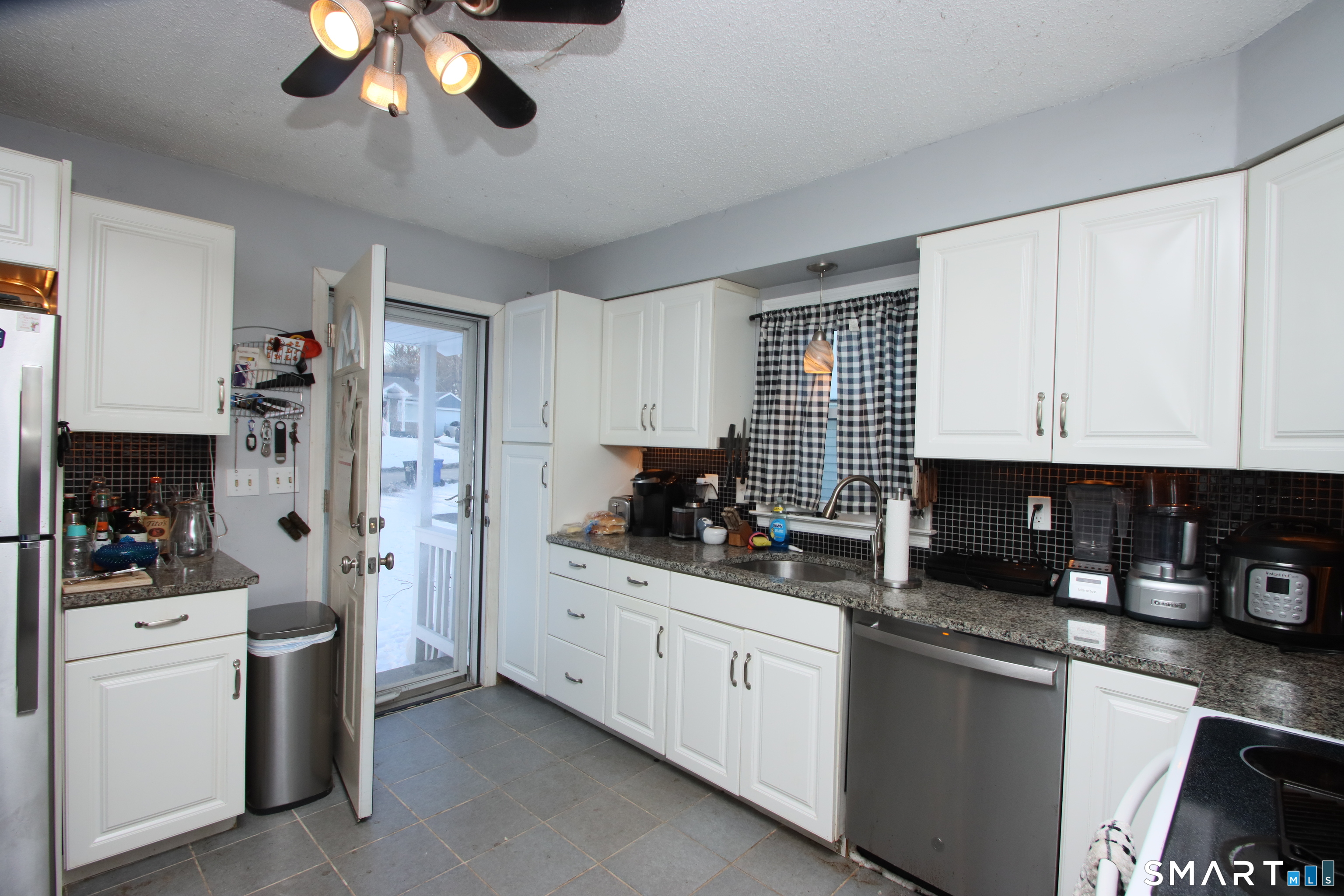 3 Whitlock Avenue Bethel CT 06801