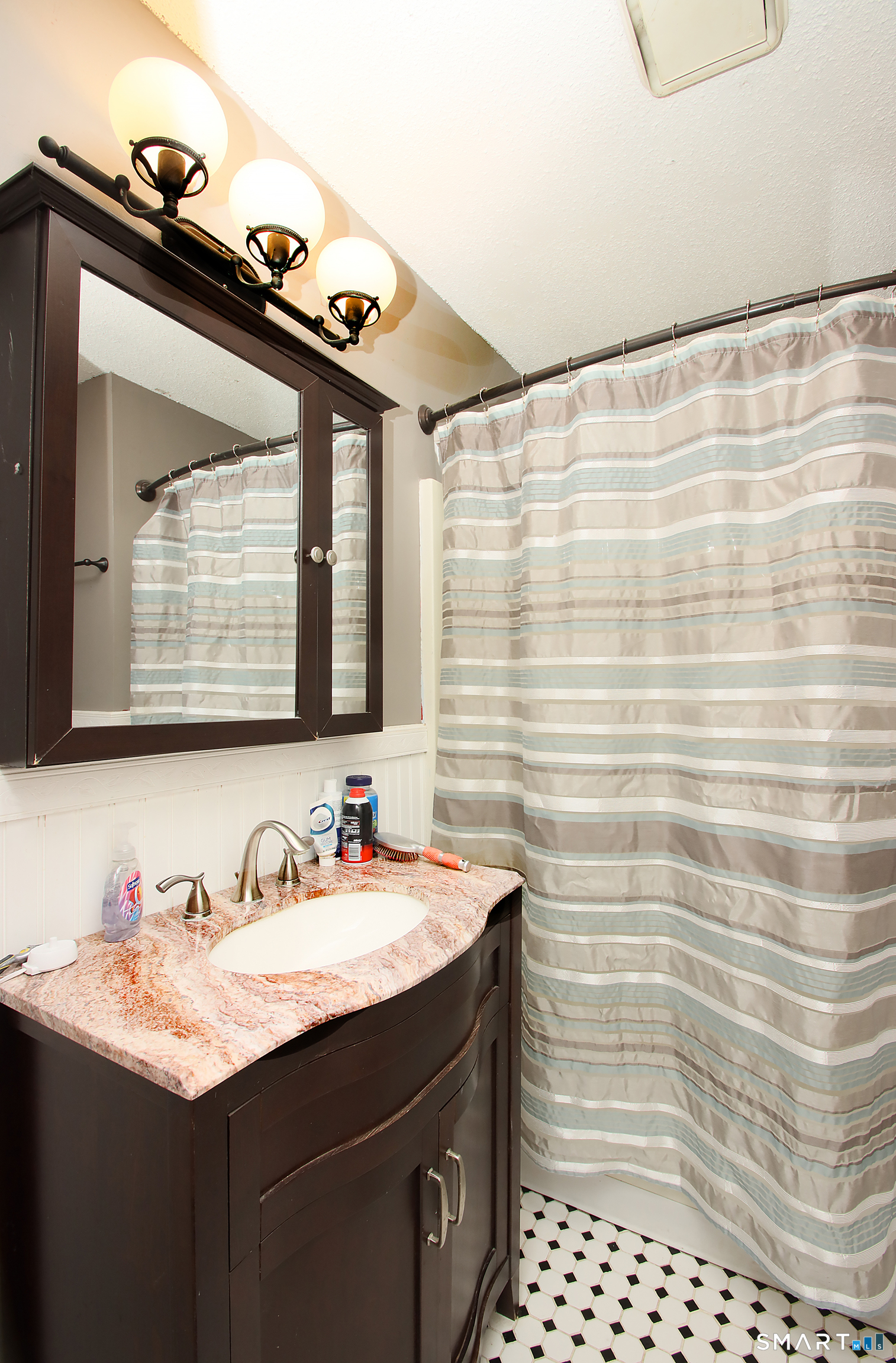 3 Whitlock Avenue Bethel CT 06801