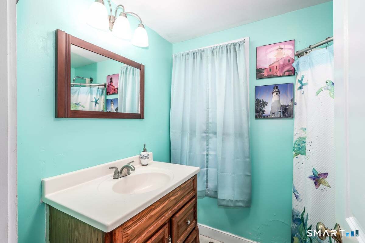 70 Dodgingtown Road Bethel CT 06801