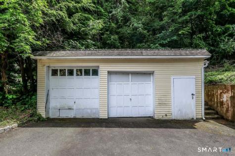 70 Dodgingtown Road Bethel CT 06801