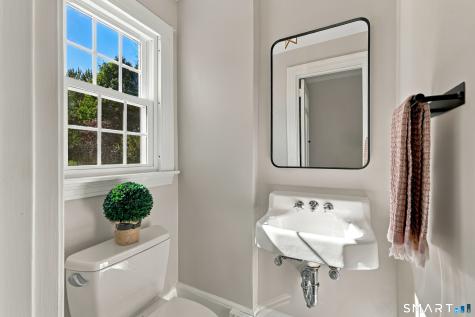 63 Rumford Street West Hartford CT 06107