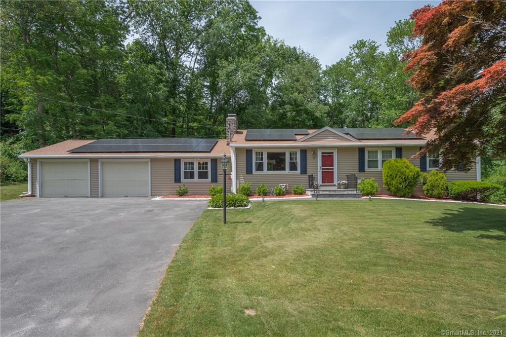 12 Appleblossom Lane Newtown CT 06470