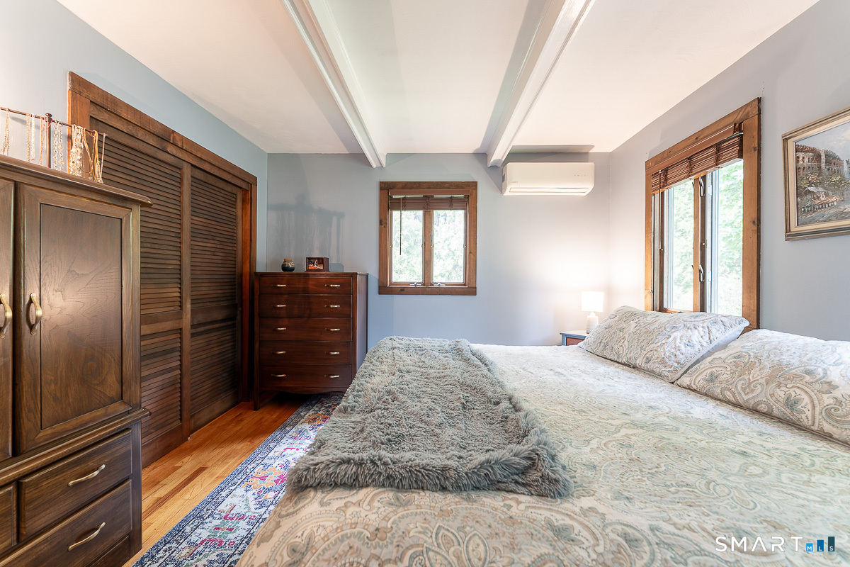 32 Lornadale Drive Norwich CT 06360