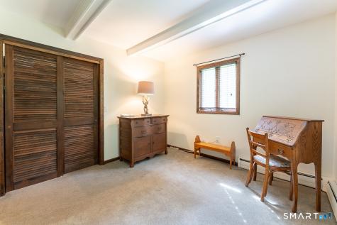 32 Lornadale Drive Norwich CT 06360