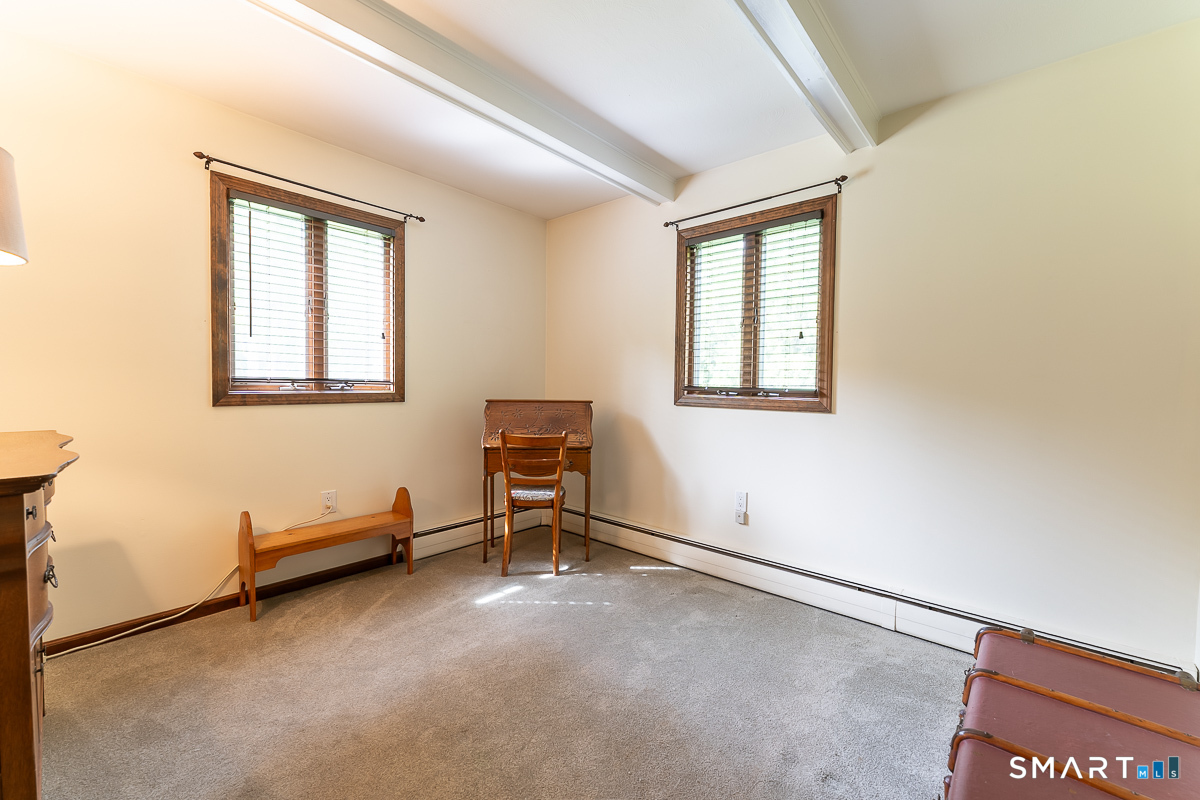 32 Lornadale Drive Norwich CT 06360