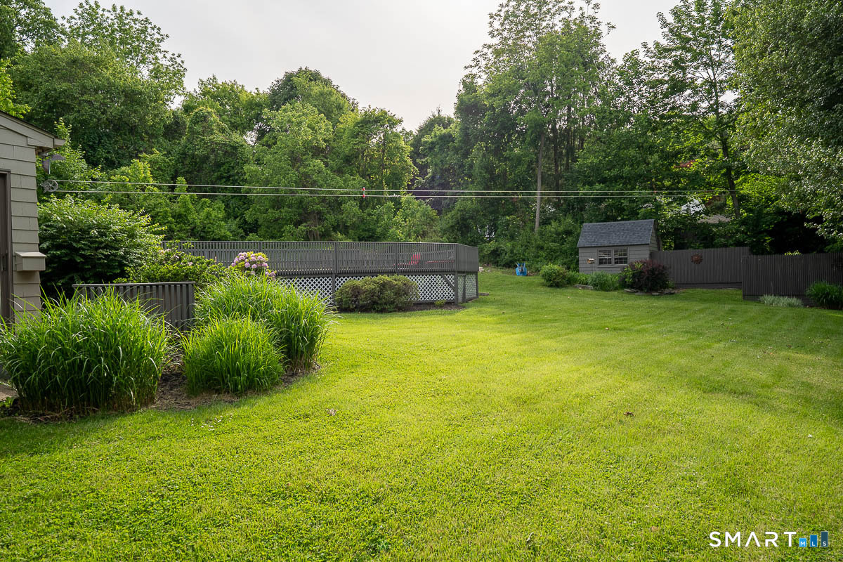 32 Lornadale Drive Norwich CT 06360