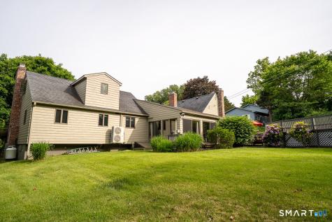 32 Lornadale Drive Norwich CT 06360