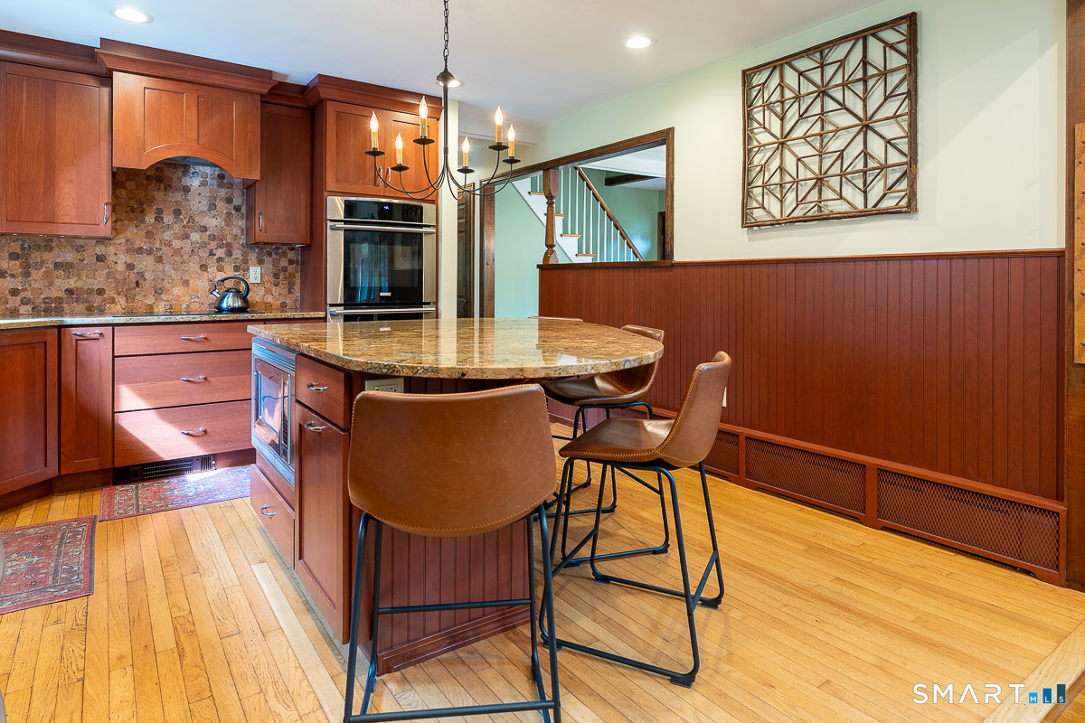 32 Lornadale Drive Norwich CT 06360