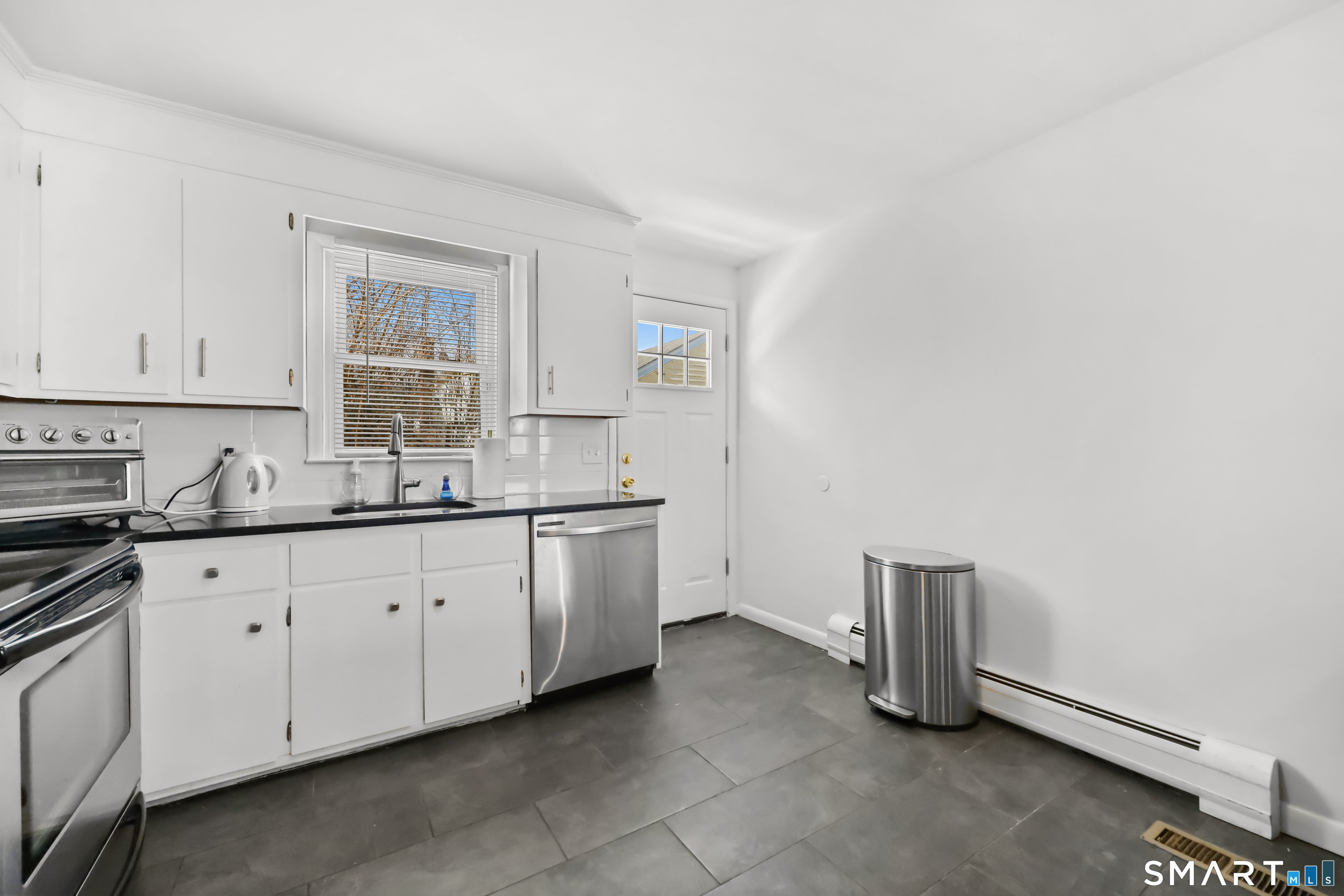 95 Alexander Avenue Bridgeport CT 06606