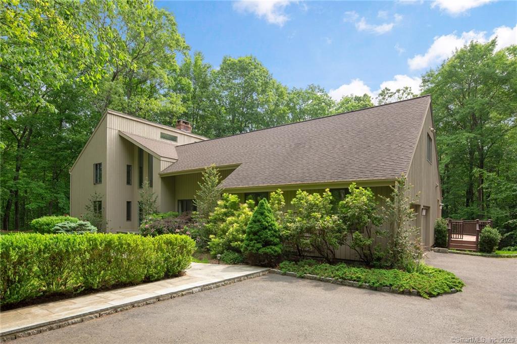 11 Walker Lane Weston CT 06883