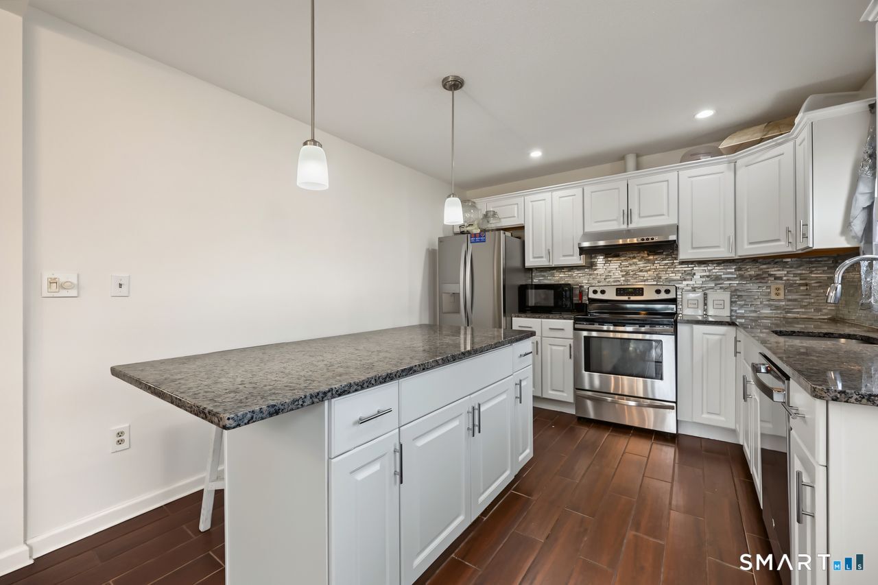 914 Longbrook Avenue Stratford CT 06614