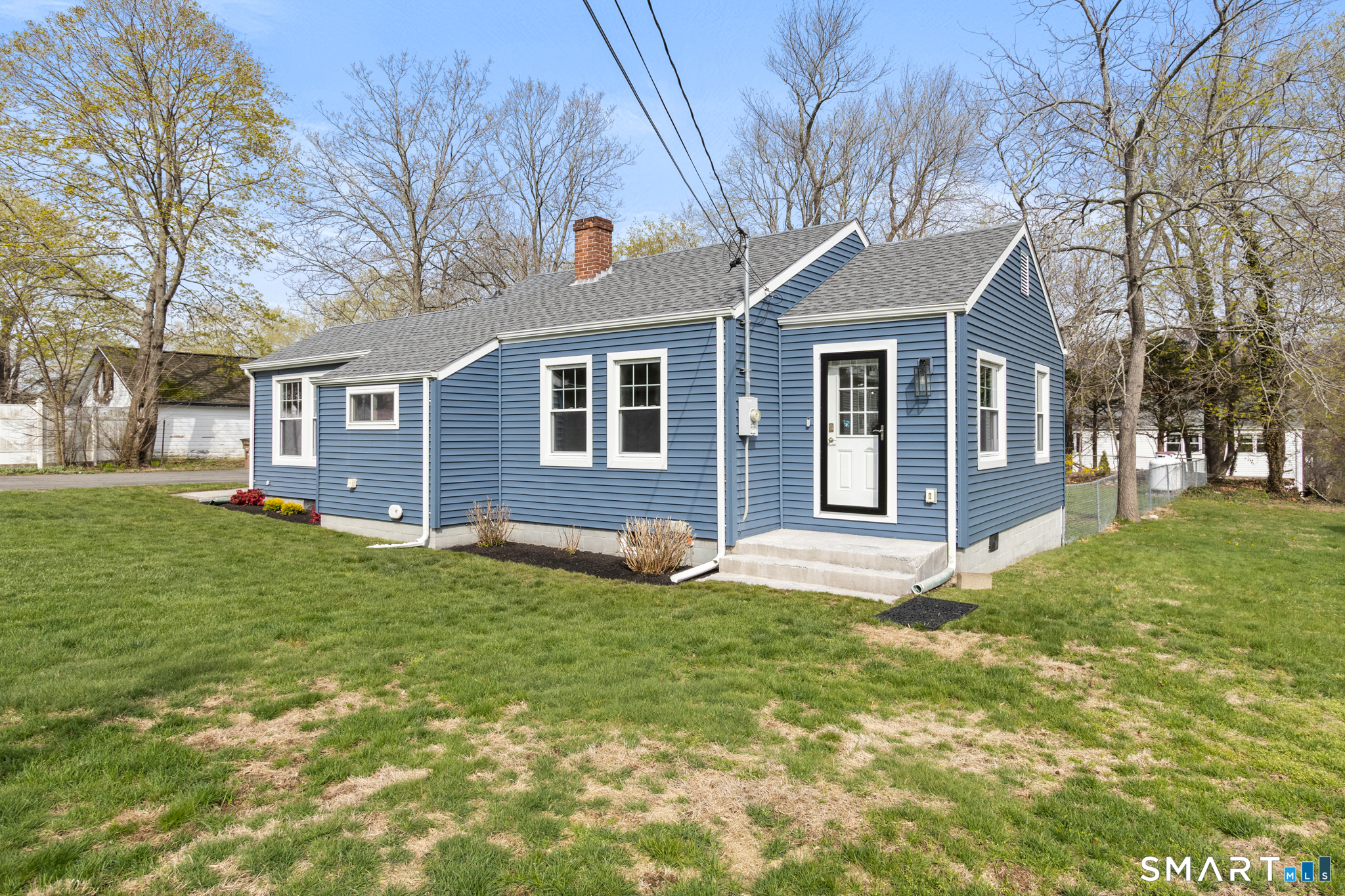 10 Pattagansett Court East Lyme CT 06357