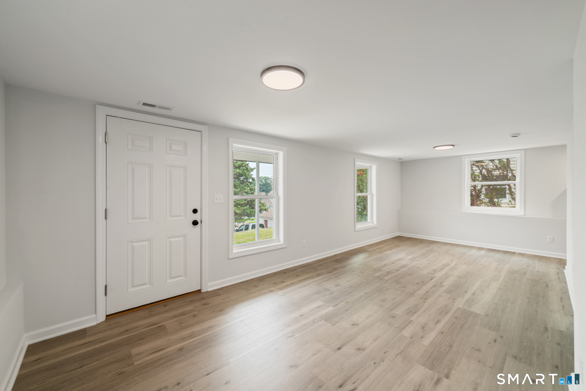 38 Charter Oak Avenue East Haven CT 06512